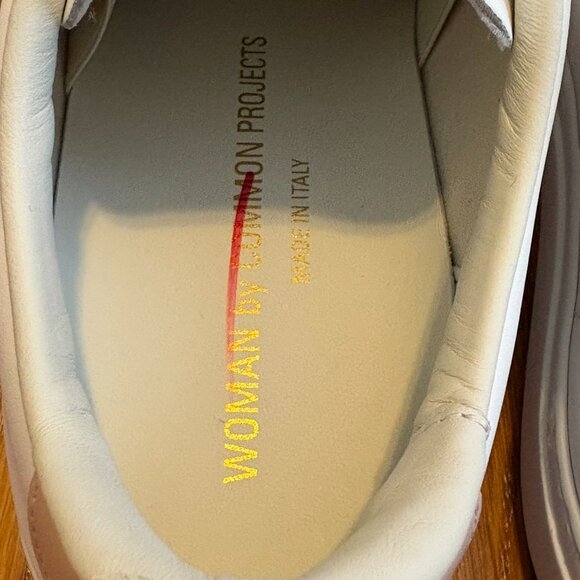 NWOT Woman by Common Project Sneakers Size 39 EU Italian-Made White Leather - Picture 4 of 7